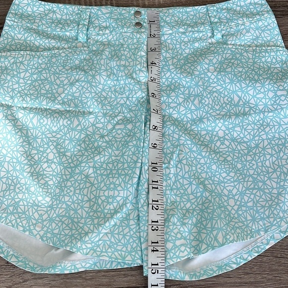 ⭐️ADIDAS, Athleticwear Shorts,Perfect Condition,Easy Snap Close,Quick-Dry,Size 4 - Picture 7 of 10